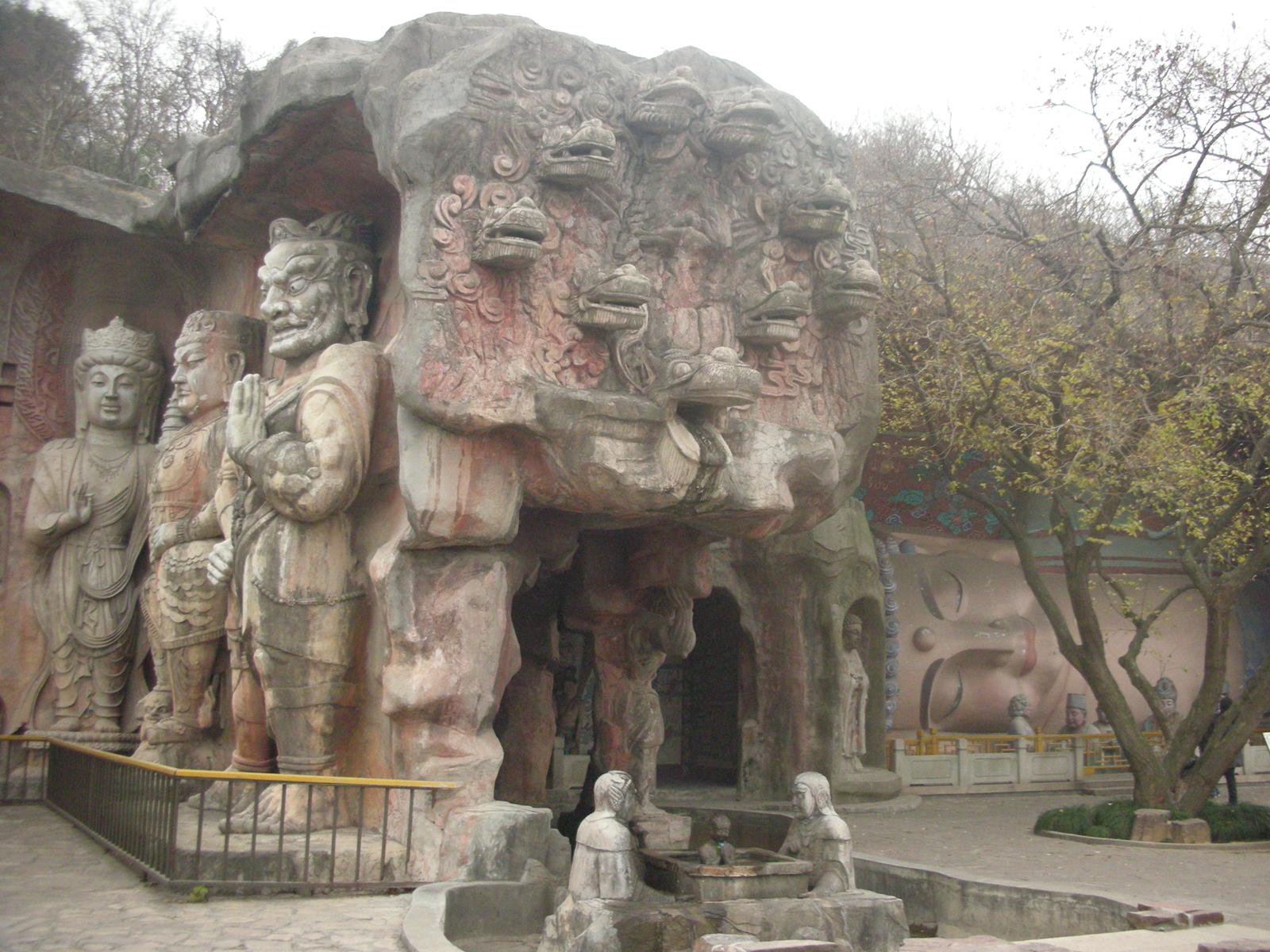 2000年ほど前は錫(スズ)の産地だったが、今は錫がない無錫(その2..無錫を代表する観光地である太湖)